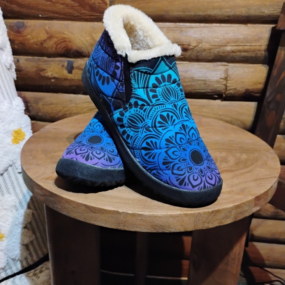 Yes We Vibe Blue/Purple Mandala Shoes
